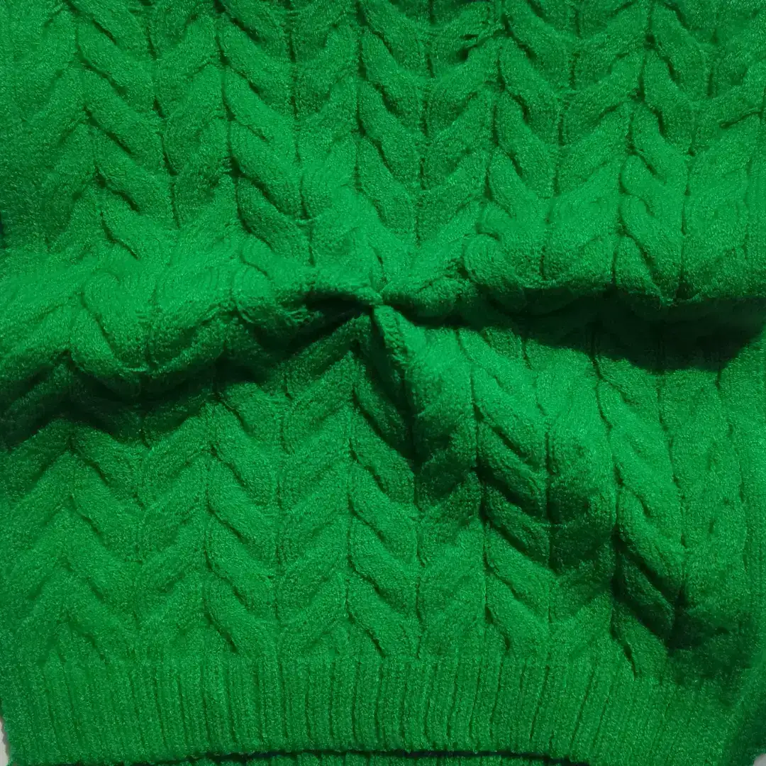 China Yarn for Ladies Vest (Sweater),Full-Zipper Cardigan (Sweater),Knitted Jacket (Sweater),Round Neck Pullover (Sweater),Crew Neck Pullover (Sweater) Core Spun Yarn Regular Yarn Rayon Polyester Nylon Green color buy from China wholesaler bulk order at wholesale price free worldwide shipping Alibaba