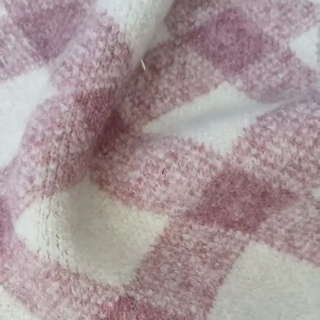 China Yarn for Ladies Vest (Sweater),Open Cardigan (Sweater),Hoodie  (Sweater),Knitted Leggings (Sweater),Men's Pants (Sweater) Mossy Yarn Fancy Yarn Wool Acrylic Polyester Nylon Spandex white+brown+deep blue color buy from China wholesaler bulk order at wholesale price free worldwide shipping Alibaba