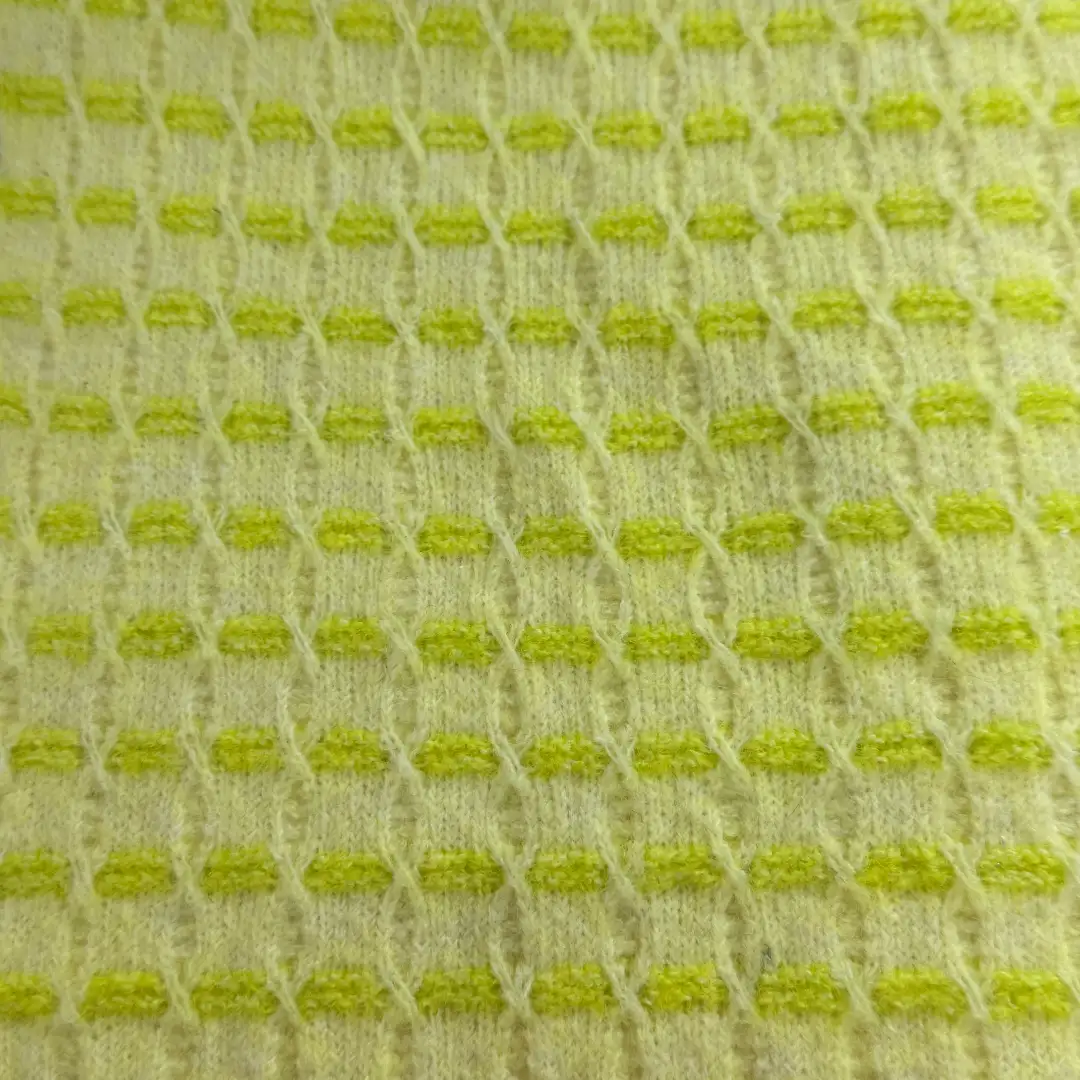 China Yarn for Ladies Vest (Sweater),Men’s Vest (Sweater),Open Cardigan (Sweater),Full-Zipper Cardigan (Sweater),Round Neck Pullover (Sweater),Crew Neck Pullover (Sweater),Crop Top Pullover (Sweater),Polo T-shirt (Sweater) Mossy Yarn Fancy Yarn Recycled Polyester Nylon Wool Spandex Green color buy from China wholesaler bulk order at wholesale price free worldwide shipping Alibaba