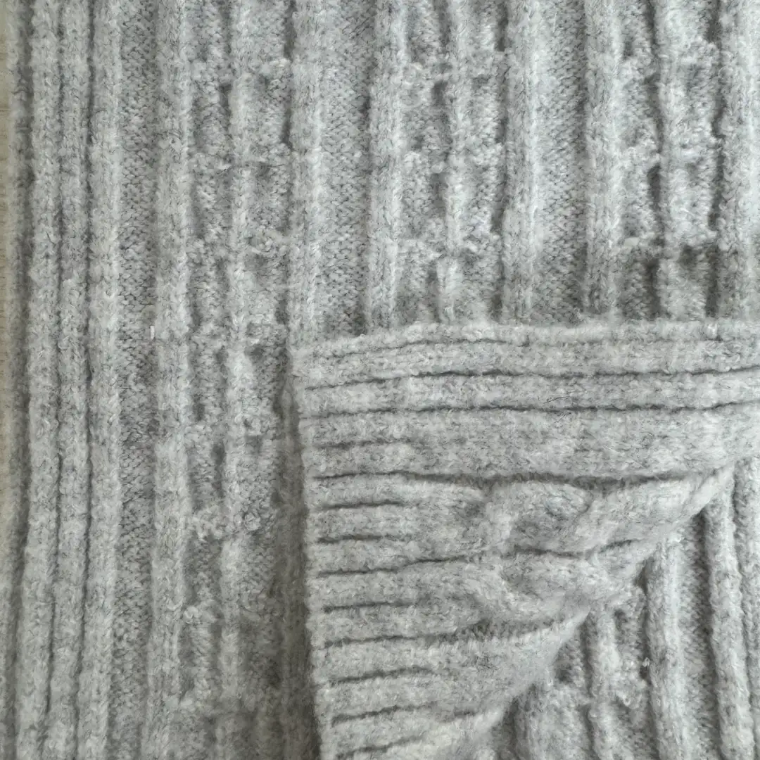 China Yarn for Ladies Vest (Sweater),Men’s Vest (Sweater),Open Cardigan (Sweater),Full-Zipper Cardigan (Sweater),Crew Neck Pullover (Sweater),Crop Top Pullover (Sweater),Hoodie  (Sweater) Mossy Yarn Fancy Yarn Recycled Polyester Polyester Spandex Gray color buy from China wholesaler bulk order at wholesale price free worldwide shipping Alibaba