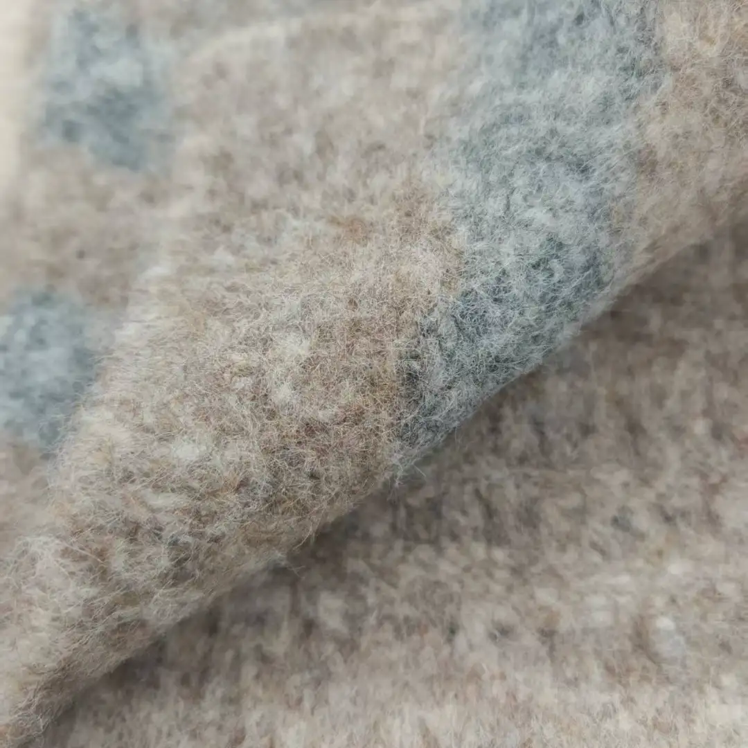 China Yarn for Full-Zipper Cardigan (Sweater),Half-Zipper Cardigan (Sweater),Shirt Half Sleeve Zipper (Sweater),Crew Neck Pullover (Sweater) Mossy Yarn Fancy Yarn Wool Recycled Polyester Nylon Polyester Spandex brown，yellow color buy from China wholesaler bulk order at wholesale price free worldwide shipping Alibaba