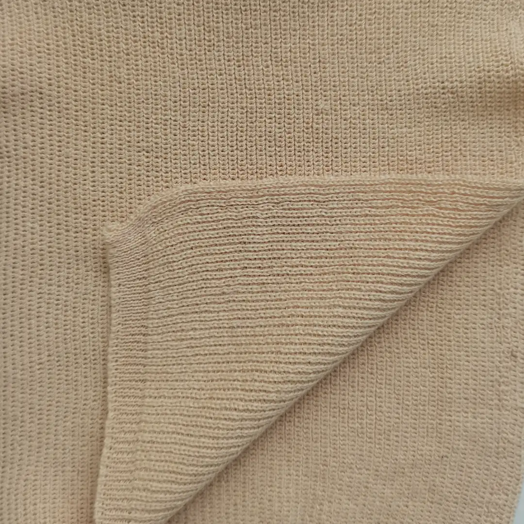 China Yarn for Ladies Vest (Sweater),Men’s Vest (Sweater),Crew Neck Pullover (Sweater),Crop Top Pullover (Sweater),Polo T-shirt (Sweater),V-Neck Button Down Vest (Sweater) Ring Spun Regular Yarn Cotton khaki/Purple/Cyan color buy from China wholesaler bulk order at wholesale price free worldwide shipping Alibaba