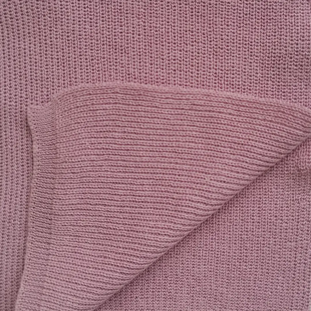 China Yarn for Ladies Vest (Sweater),Men’s Vest (Sweater),Crew Neck Pullover (Sweater),Crop Top Pullover (Sweater),Polo T-shirt (Sweater),V-Neck Button Down Vest (Sweater) Ring Spun Regular Yarn Cotton khaki/Purple/Cyan color buy from China wholesaler bulk order at wholesale price free worldwide shipping Alibaba