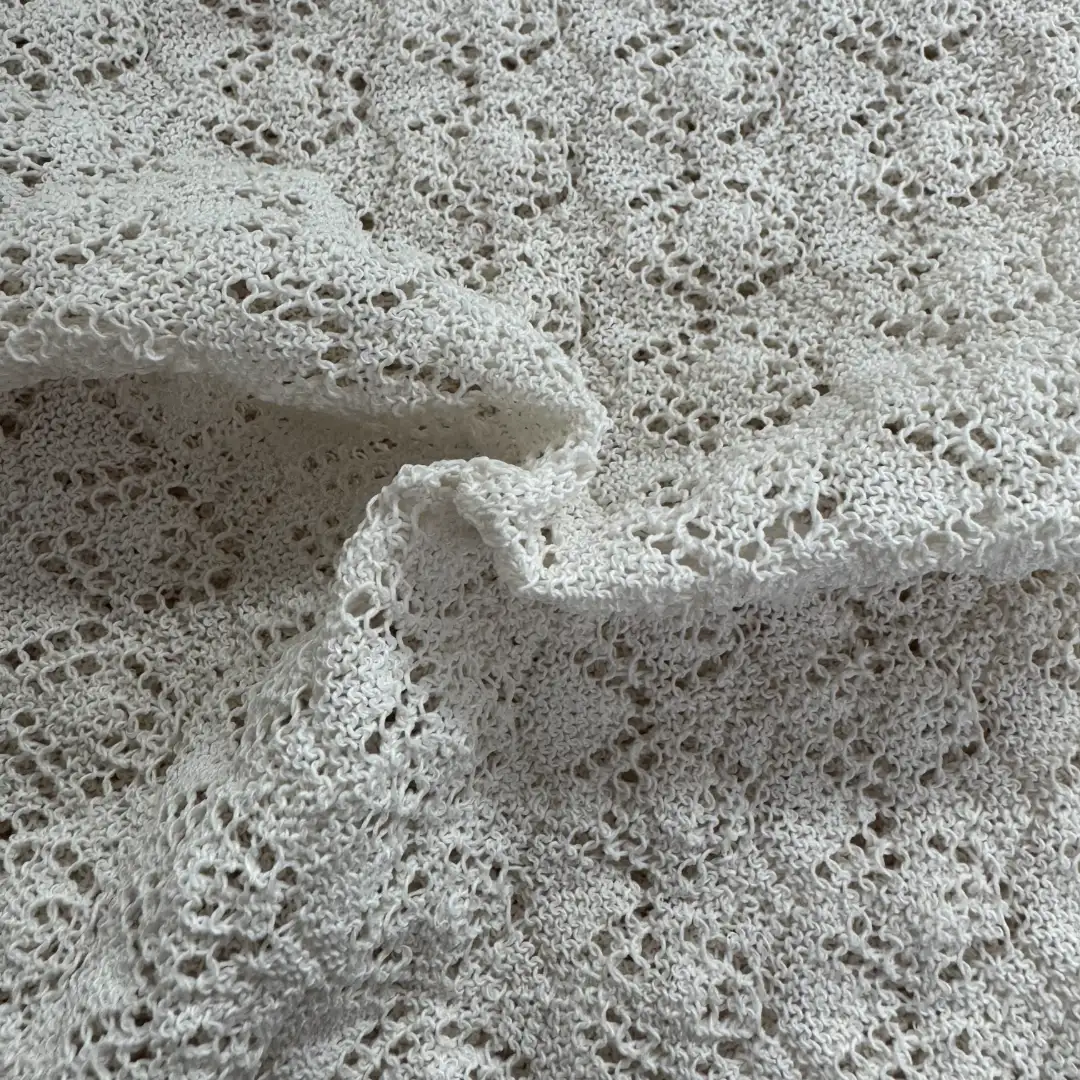 China Yarn for Ladies Vest (Sweater),Men’s Vest (Sweater),Crew Neck Pullover (Sweater),Crop Top Pullover (Sweater),T-shirt (Sweater) Worsted Spun Regular Yarn Paper Polyester Beige color buy from China wholesaler bulk order at wholesale price free worldwide shipping Alibaba