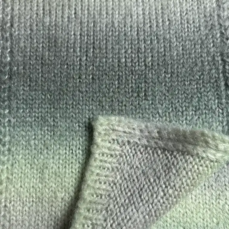 China Yarn for Ladies Vest (Sweater),Men’s Vest (Sweater),Full-Zipper Cardigan (Sweater),Half-Zipper Cardigan (Sweater) Air Spun Yarn Fancy Yarn Acrylic Viscose Merino Wool 灰 color buy from China wholesaler bulk order at wholesale price free worldwide shipping Alibaba