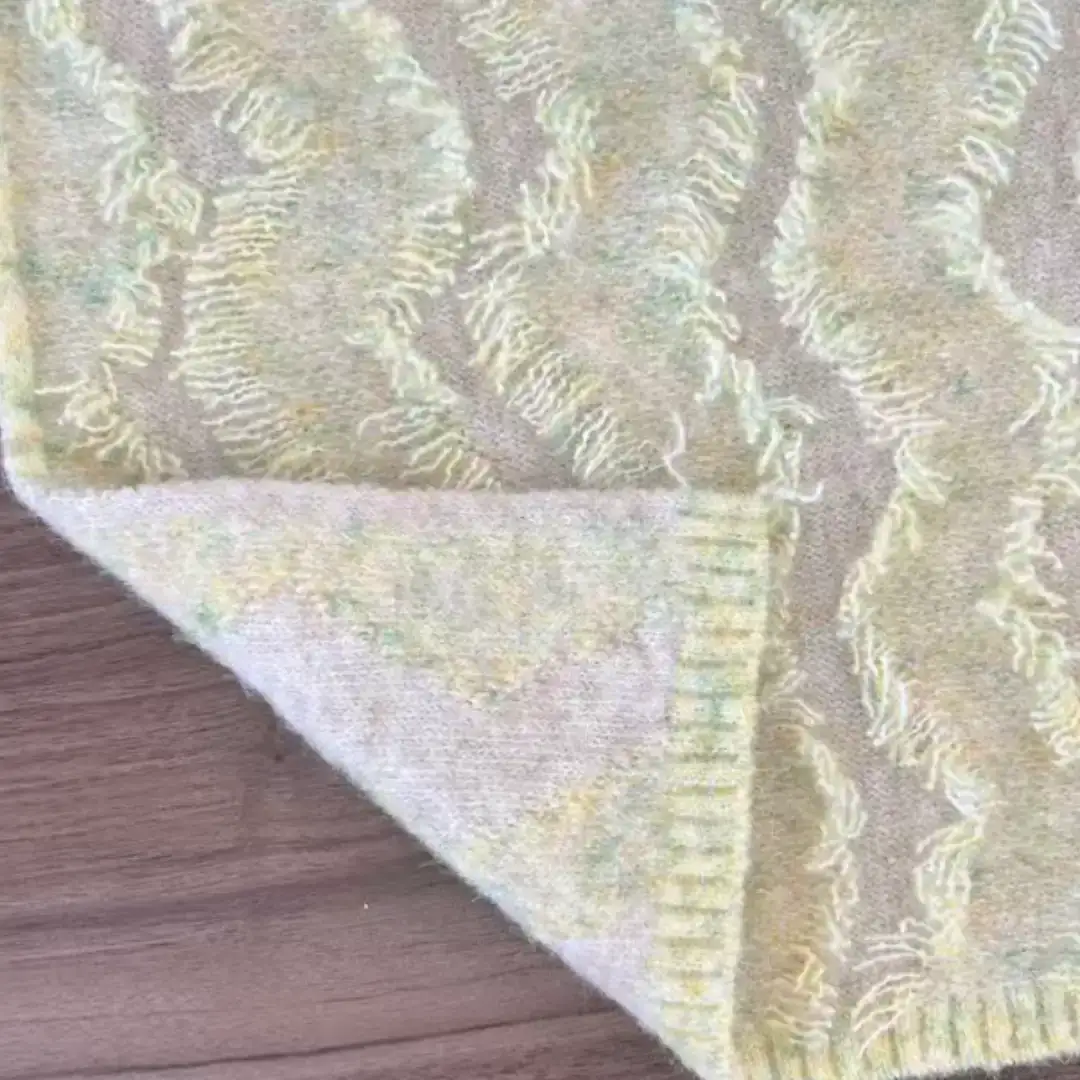China Yarn for Ladies Vest (Sweater),Open Cardigan (Sweater),U-Neck Cardigan (Sweater),V-Neck Button Up Cardigan (Sweater) Air Spun Yarn Fancy Yarn Wool Nylon Acrylic Polyester Spandex Jia Hua Huang color buy from China wholesaler bulk order at wholesale price free worldwide shipping Alibaba