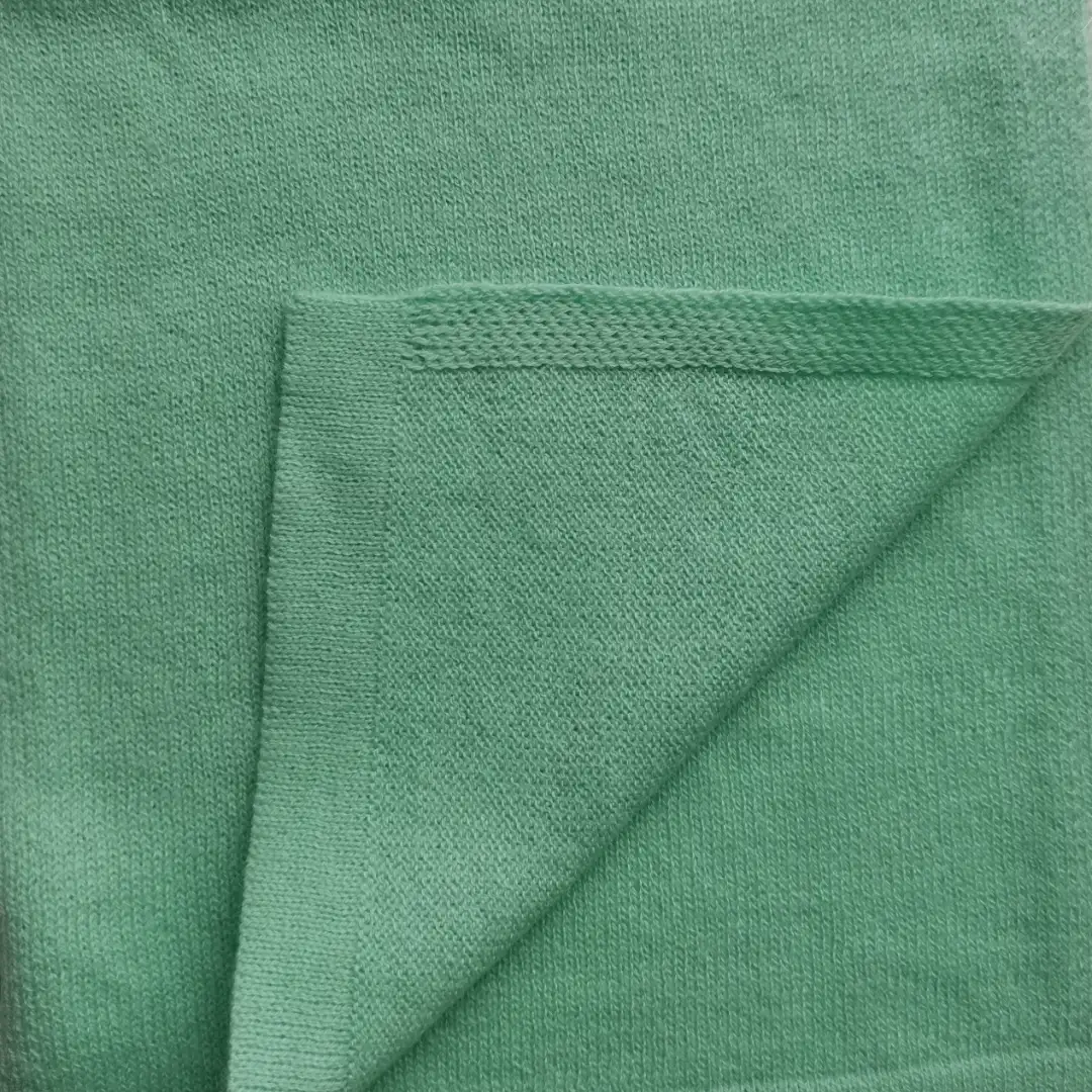 China Yarn for Ladies Vest (Sweater),Full-Zipper Cardigan (Sweater),Polo T-shirt (Sweater),Roll Neck Jumper (Sweater),U-Neck Cardigan (Sweater) Worsted Spun Regular Yarn RWS Wool Polyamide Green color buy from China wholesaler bulk order at wholesale price free worldwide shipping Alibaba