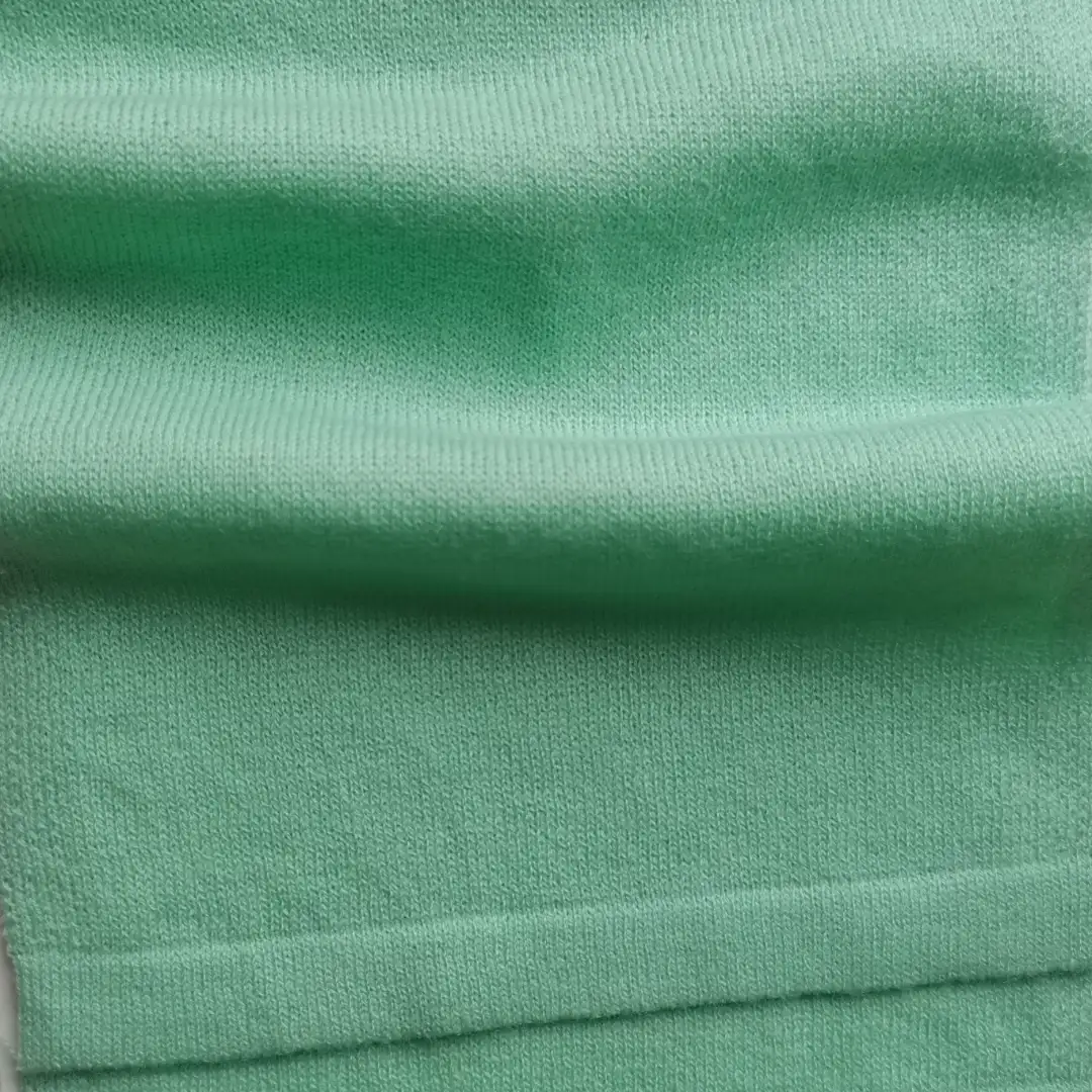 China Yarn for Ladies Vest (Sweater),Full-Zipper Cardigan (Sweater),Polo T-shirt (Sweater),Roll Neck Jumper (Sweater),U-Neck Cardigan (Sweater) Worsted Spun Regular Yarn RWS Wool Polyamide Green color buy from China wholesaler bulk order at wholesale price free worldwide shipping Alibaba