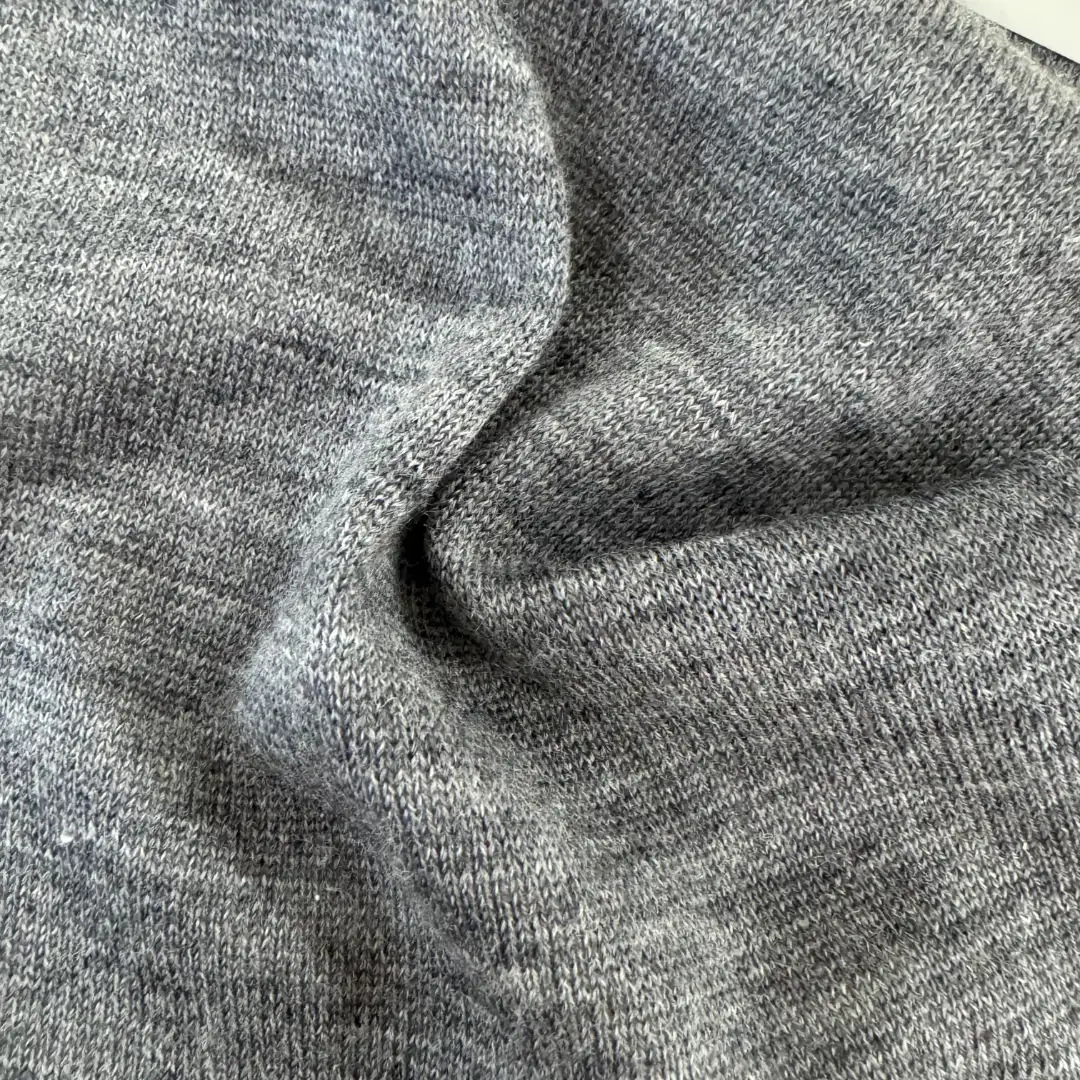 China Yarn for Crew Neck Pullover (Sweater),Crop Top Pullover (Sweater),Boys Polo Shirt (Sweater) Semi-Worsted Spun Regular Yarn Merino Wool GRAY color buy from China wholesaler bulk order at wholesale price free worldwide shipping Alibaba