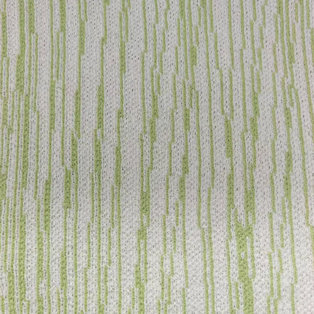 China Yarn for Hoodie  (Sweater),Dresses (Cardigan Open) (Sweater),Women's Pants (Sweater),Skirt (Sweater) Core Spun Yarn Regular Yarn Recycled Polyester Green，White color buy from China wholesaler bulk order at wholesale price free worldwide shipping Alibaba