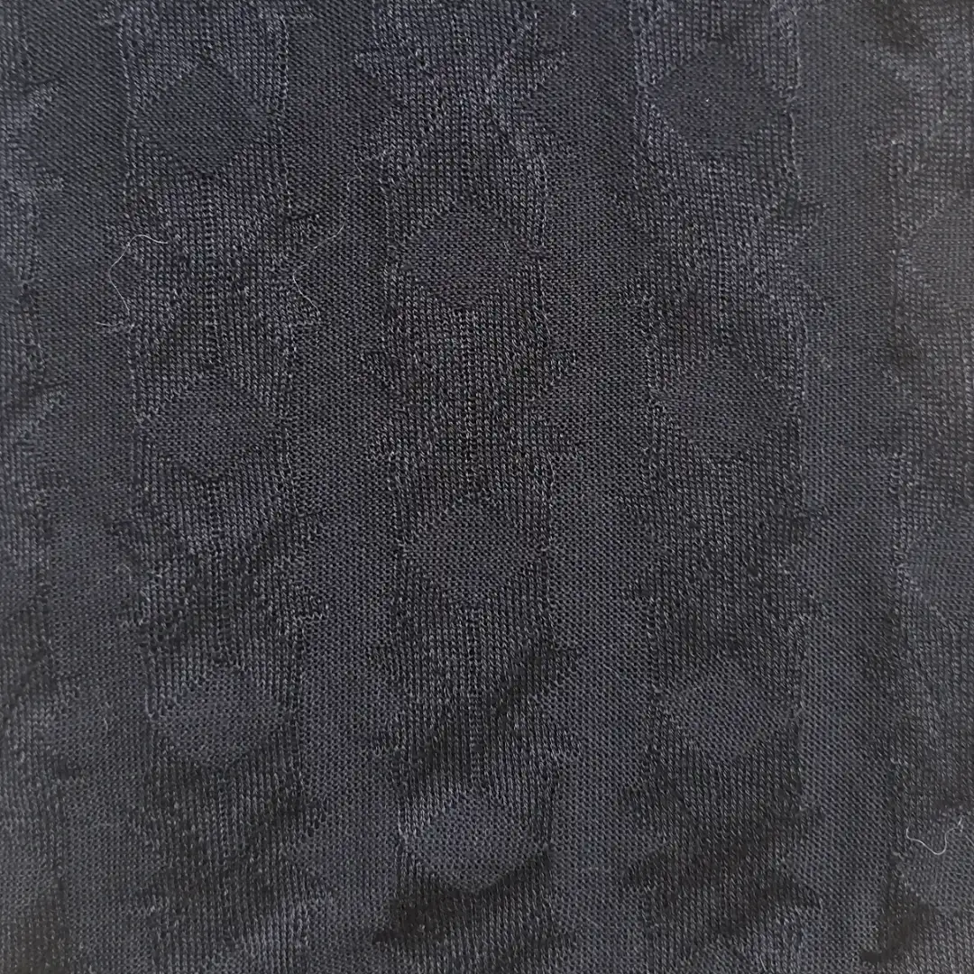 China Yarn for Round Neck Pullover (Sweater),Polo T-shirt (Sweater),Kids Crew-Neck Cardigan (Sweater),Roll Neck Jumper (Sweater),U-Neck Cardigan (Sweater) Semi-Worsted Spun Regular Yarn Lyocell Ivory/Navy color buy from China wholesaler bulk order at wholesale price free worldwide shipping Alibaba