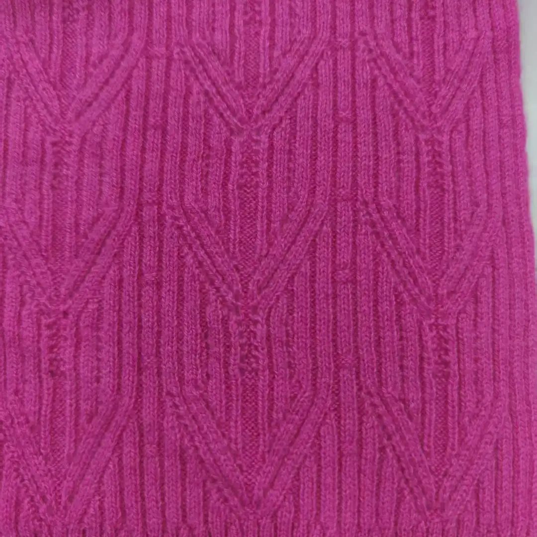 China Yarn for Full-Zipper Cardigan (Sweater),Half-Zipper Cardigan (Sweater),T-shirt (Sweater),Polo T-shirt (Sweater) Semi-Worsted Spun Regular Yarn Merino Wool Cashmere pink color buy from China wholesaler bulk order at wholesale price free worldwide shipping Alibaba