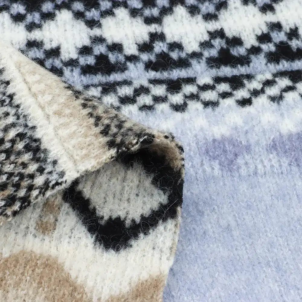 China Yarn for Half-Zipper Cardigan (Sweater),Knitted Jacket (Sweater),Knitted Trousers (Sweater) Mossy Yarn Fancy Yarn Polyester Wool Nylon Alpaca Elastane white，blue，black color buy from China wholesaler bulk order at wholesale price free worldwide shipping Alibaba