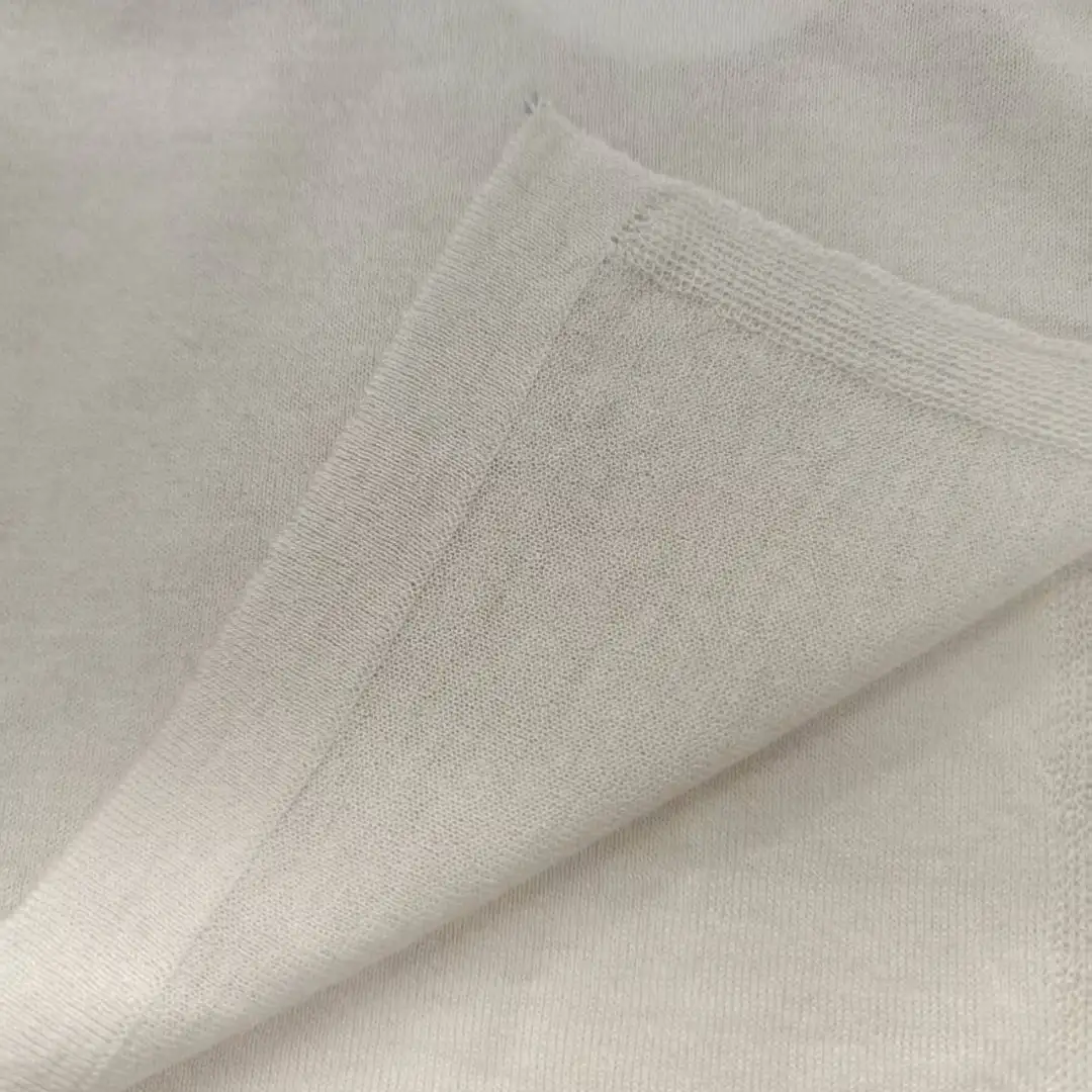 China Yarn for T-shirt (Sweater),Polo T-shirt (Sweater),Hoodie  (Sweater),Dresses (Cardigan Open) (Sweater) Semi-Worsted Spun Regular Yarn Silk Cashmere cream-coloured color buy from China wholesaler bulk order at wholesale price free worldwide shipping Alibaba