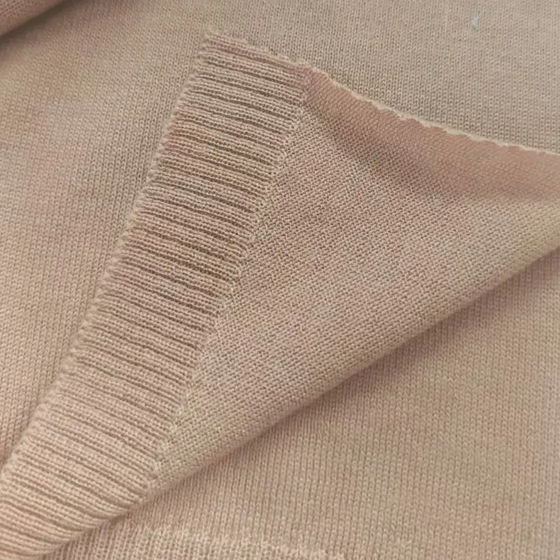 China Yarn for Full-Zipper Cardigan (Sweater),Half-Zipper Cardigan (Sweater),Shirt Half Sleeve Button (Sweater),Shirt Half Sleeve Zipper (Sweater) Mossy Yarn Fancy Yarn Merino Wool Orange color buy from China wholesaler bulk order at wholesale price free worldwide shipping Alibaba