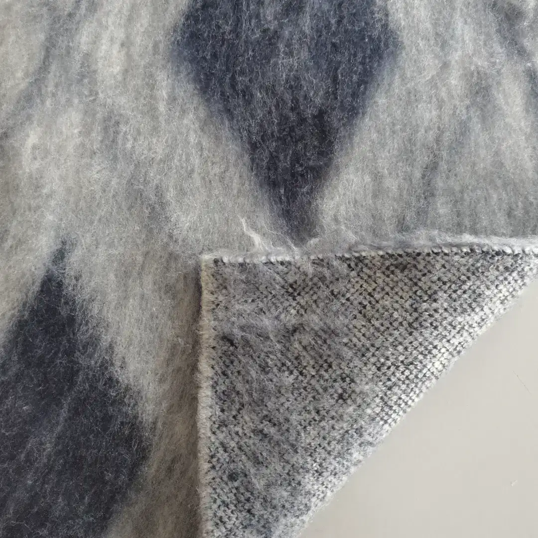 China Yarn for Ladies Vest (Sweater),Half-Zipper Cardigan (Sweater),Round Neck Pullover (Sweater),Women's Pants (Sweater),Roll Neck Jumper (Sweater) Mossy Yarn Fancy Yarn Recycled Polyester Acrylic Polyester Elastane Grey/Blue/Yellow color buy from China wholesaler bulk order at wholesale price free worldwide shipping Alibaba