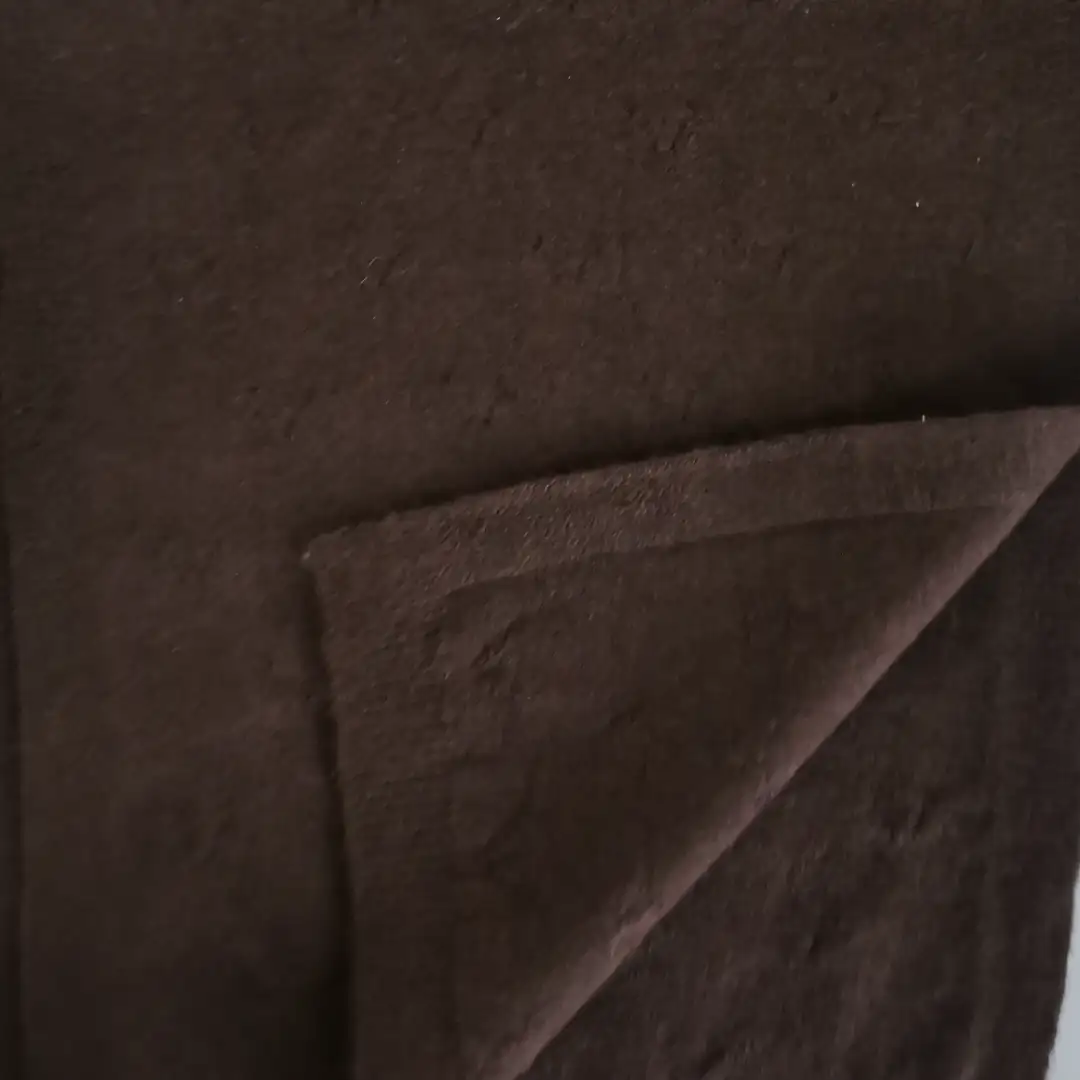 China Yarn for Ladies Vest (Sweater),Men’s Vest (Sweater),Open Cardigan (Sweater),Round Neck Pullover (Sweater) Core Spun Yarn Regular Yarn Polyester Viscose Nylon 19-0915TCX Coffee Bean color buy from China wholesaler bulk order at wholesale price free worldwide shipping Alibaba