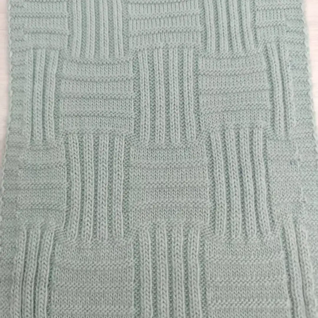 China Yarn for Crop Top,Hoodie,Open Cardigan (Sweater),Full-Zipper Cardigan (Sweater) Roving Yarn Fancy Yarn Acrylic light green color buy from China wholesaler bulk order at wholesale price free worldwide shipping Alibaba
