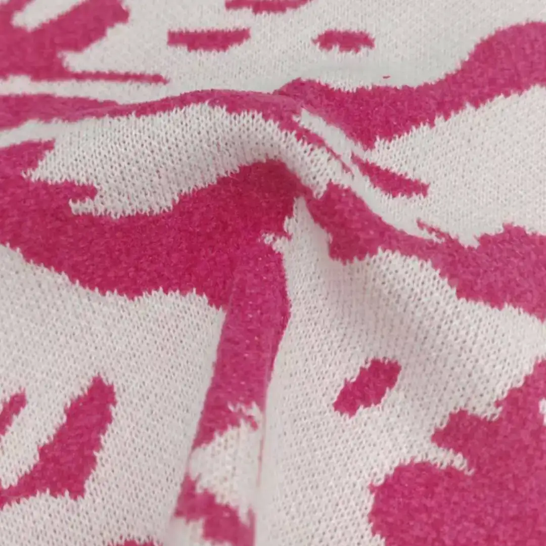 China Yarn for Open Cardigan (Sweater),Full-Zipper Cardigan (Sweater),Half-Zipper Cardigan (Sweater) Shiny Chenille Fancy Yarn Polyester pink，white color buy from China wholesaler bulk order at wholesale price free worldwide shipping Alibaba