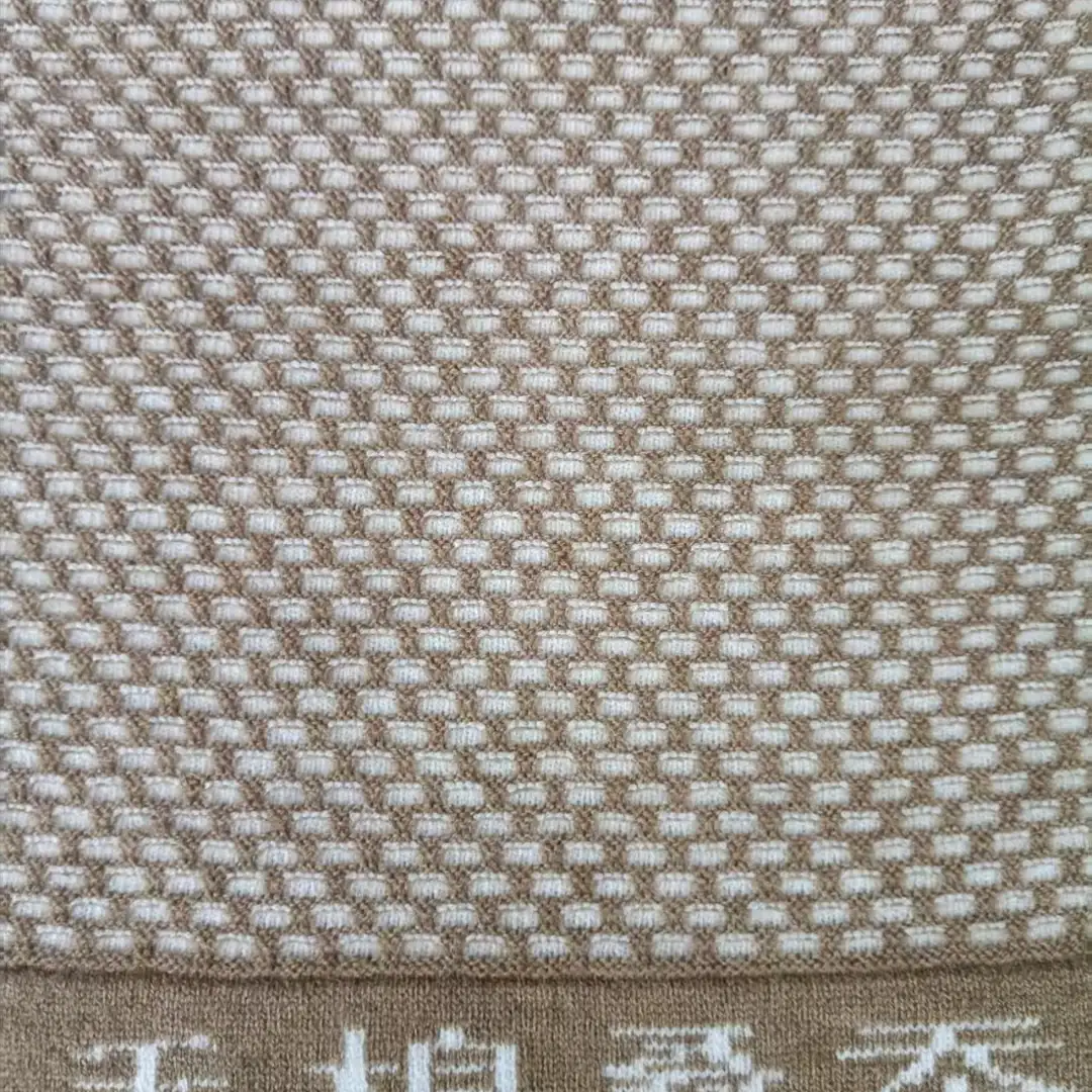 China Yarn for Ladies Vest (Sweater),Men’s Vest (Sweater),Open Cardigan (Sweater),Crew Neck Pullover (Sweater),Crop Top Pullover (Sweater),Hoodie  (Sweater) Core Spun Yarn Regular Yarn Polyester Nylon Cotton Wool Silk Brown color buy from China wholesaler bulk order at wholesale price free worldwide shipping Alibaba