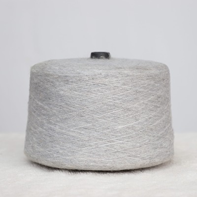 Mossy Yarn 65%Acrylic 32%Polyester 3%Spandex 1/10SNm Gray