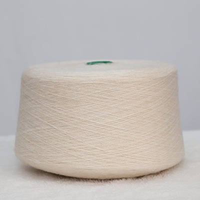 Semi-Worsted Spun 50%Recycled Polyester 29%Polyester 13%Acrylic5%Wool 3%Spandex 1/11SNm Cream