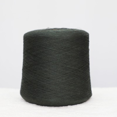 Semi-Worsted Spun 40%Nylon 30%Acrylic 24%Polyester 6%Wool 2/48SNm Green