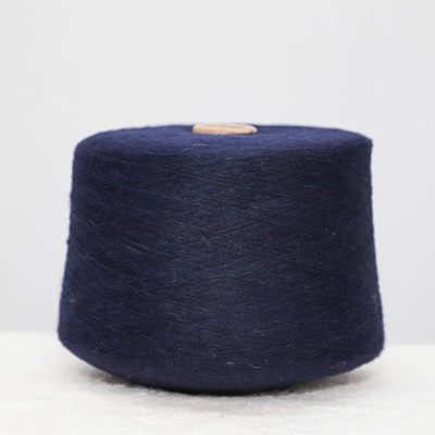 Air Spun Yarn 55%Recycled Polyester 26%Polyester 7%Acrylic 7%Nylon 5%Wool 1/6SNm Navy