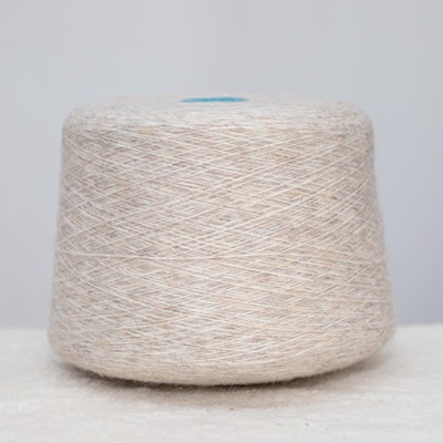 Air Spun Yarn 55%Recycled Polyester 26%Polyester 7%Acrylic7%Nylon 5%Wool 1/6SNm Oatmeal