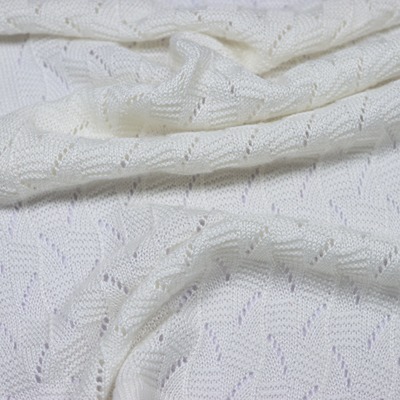 Woollen Spun 50%Polyester 50%Acrylic 1/17SNm Cream