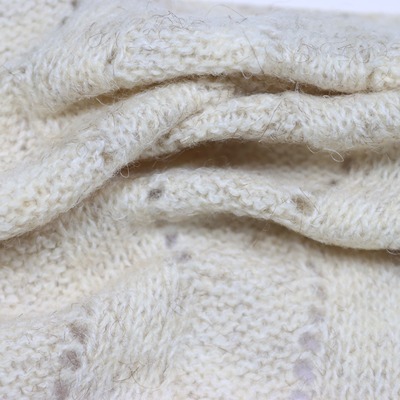 Mossy Yarn 50%Recycled Polyester 34%Polyester 13%Acrylic3%Spandex 1/11SNm Cream Mélange