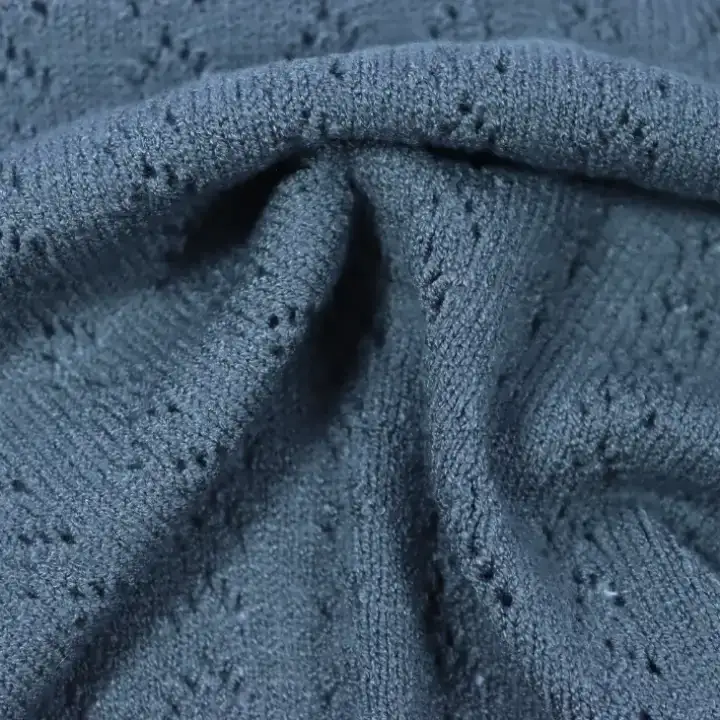 China Yarn for Shirt Long Sleeve Button (Sweater),Crew Neck Pullover (Sweater),Polo T-shirt (Sweater) Core Spun Yarn Regular Yarn Polyester Nylon Navy Blue color buy from China wholesaler bulk order at wholesale price free worldwide shipping Alibaba