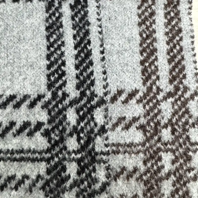 China Yarn for Ladies Vest (Sweater),Men’s Vest (Sweater),Open Cardigan (Sweater),Half-Zipper Cardigan (Sweater),Shirt Long Sleeve Zipper (Sweater),U-Neck Cardigan (Sweater) Mossy Yarn Fancy Yarn Recycled Polyester Polyester RWS Wool Spandex Gray color buy from China wholesaler bulk order at wholesale price free worldwide shipping Alibaba
