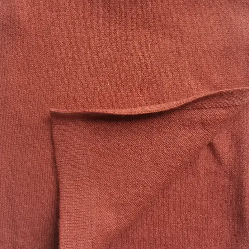China Yarn for Ladies Vest (Sweater),Round Neck Pullover (Sweater),Roll Neck Jumper (Sweater),U-Neck Cardigan (Sweater),Kids V-Neck Cardigan (Sweater) Worsted Spun Regular Yarn Tencel Merino Wool Yellow/SHINY GREEN color buy from China wholesaler bulk order at wholesale price free worldwide shipping Alibaba