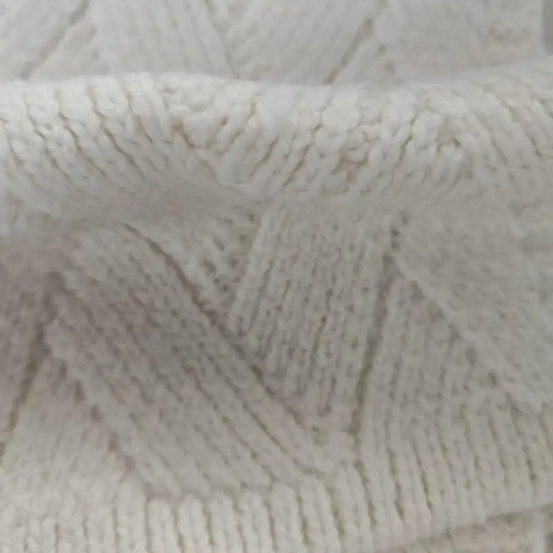 China Yarn for Ladies Vest (Sweater),Men’s Vest (Sweater),Open Cardigan (Sweater),Full-Zipper Cardigan (Sweater),Half-Zipper Cardigan (Sweater),Shirt Long Sleeve Button (Sweater),Shirt Long Sleeve Zipper (Sweater) Mossy Yarn Fancy Yarn Polyester Merino Wool Alpaca Nylon Elastane RED color buy from China wholesaler bulk order at wholesale price free worldwide shipping Alibaba
