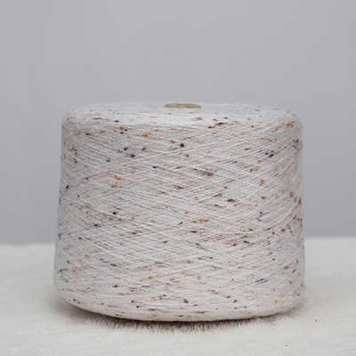 Mossy Yarn 44%Polyester 37%Recycled Polyester 19%Acrylic 1/14SNe White