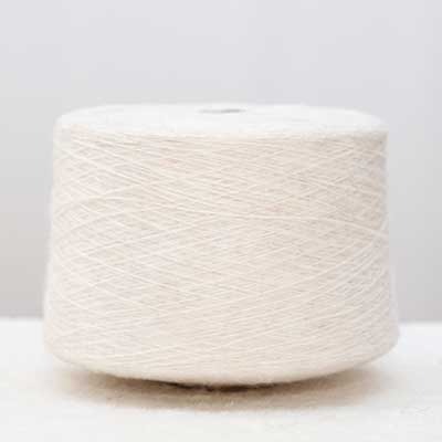 Air Spun Yarn 47%Polyester 47%Viscose 6%Nylon 1/5.5SNm Cream