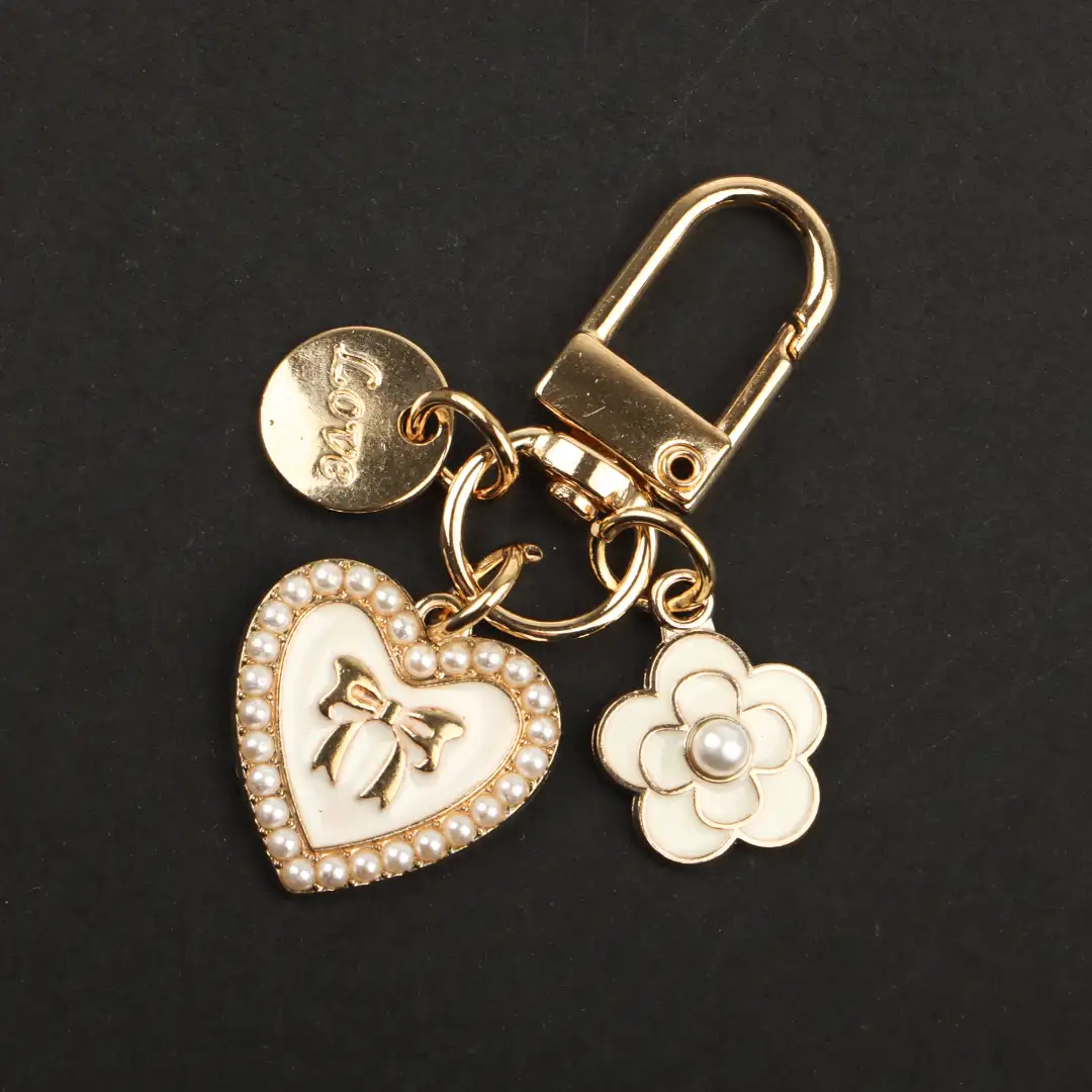 White  Ornaments Other Trims for Bag buy garments accessories in bulk from China wholesaler at wholesale price free worldwide shipping Alibaba