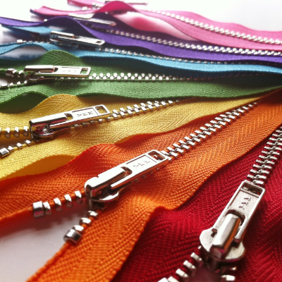 Multi - Metal Zipper - 12 cm - 4 tpi - close end