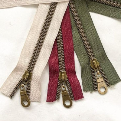 Multi - Metal Zipper - 16 cm - 5 tpi - close end