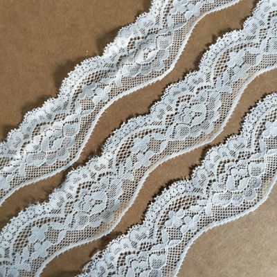 White - Crochet Lace - 4.5 cm - 166 GSM