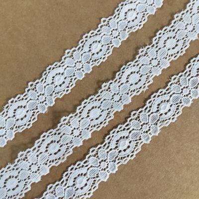 White - Crochet Lace - 2.6 cm - 225 GSM