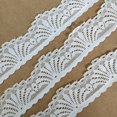 White - Crochet Lace - 4 cm - 245 GSM