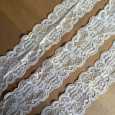 White - Crochet Lace - 5.8 cm - 139 GSM