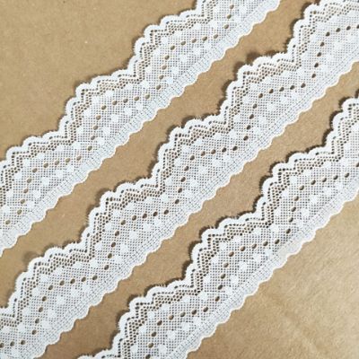 White - Crochet Lace - 2.6 cm - 257 GSM