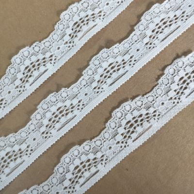 White - Crochet Lace - 2.7 cm - 265 GSM