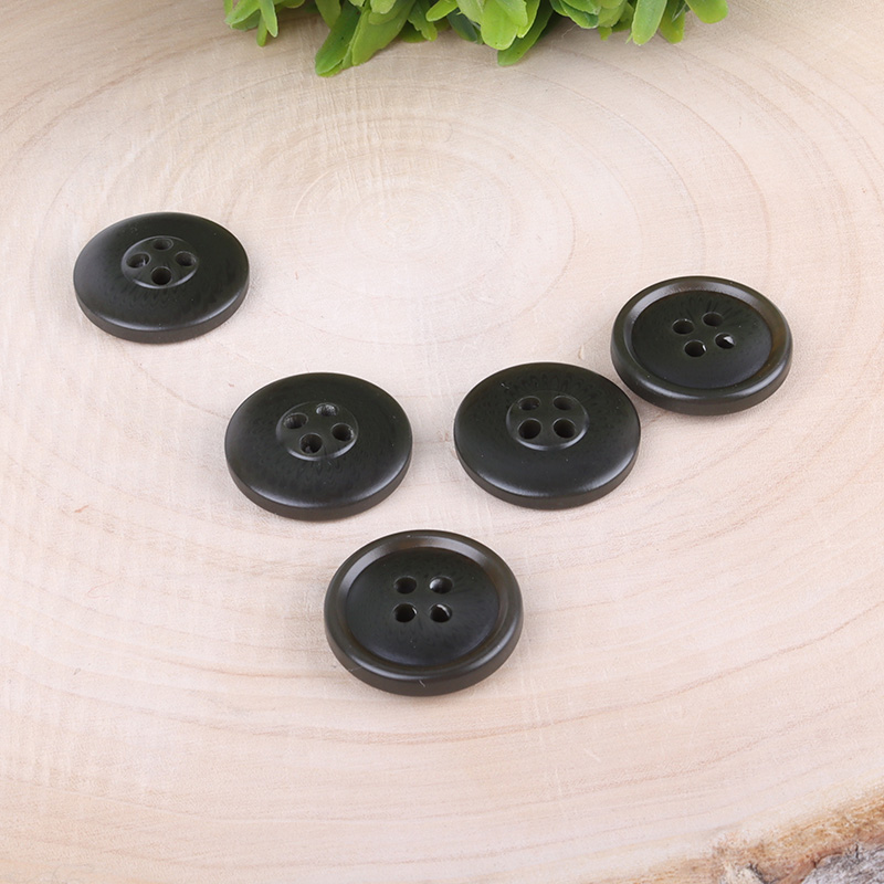 Black - Plastic Button - 32 ligne - 20.5 mm