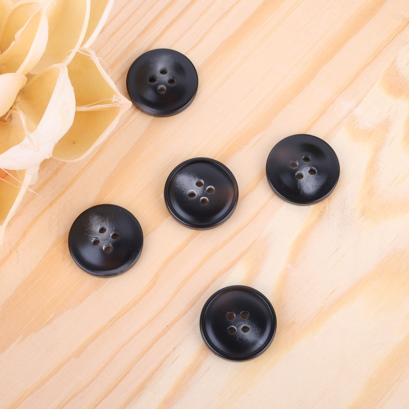 Black - Plastic Button - 32 ligne - 20.5 mm