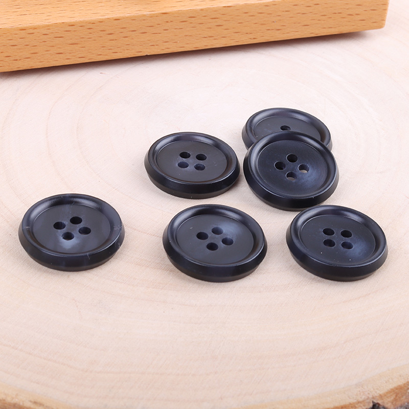 Black - Plastic Button - 32 ligne 20.5 mm