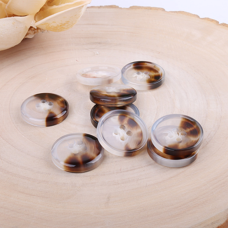 Brown - Resin Button - 32 ligne 20 mm